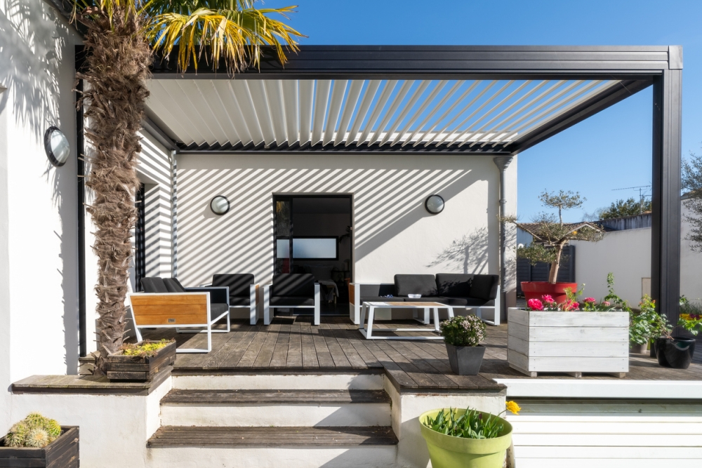 How to Customise Your Retractable Pergola