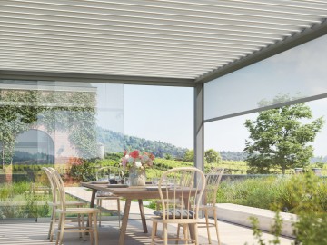 Dinning Table Under Warema Lamaxa Moments Pergola - Shade-Space