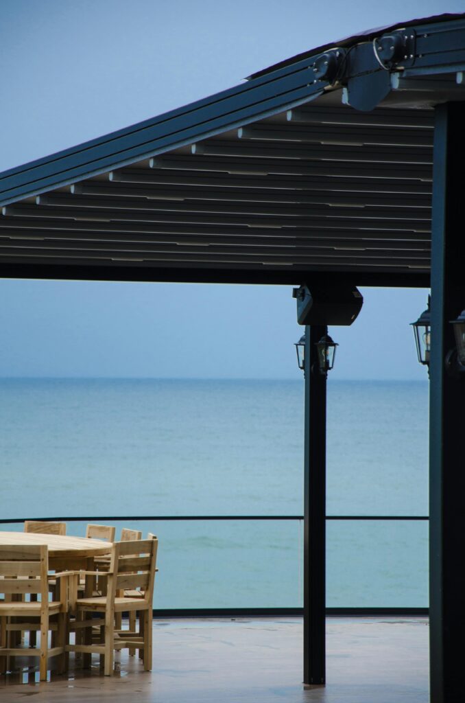 How Much Wind Can a Pergola Withstand? - Shade-Space
