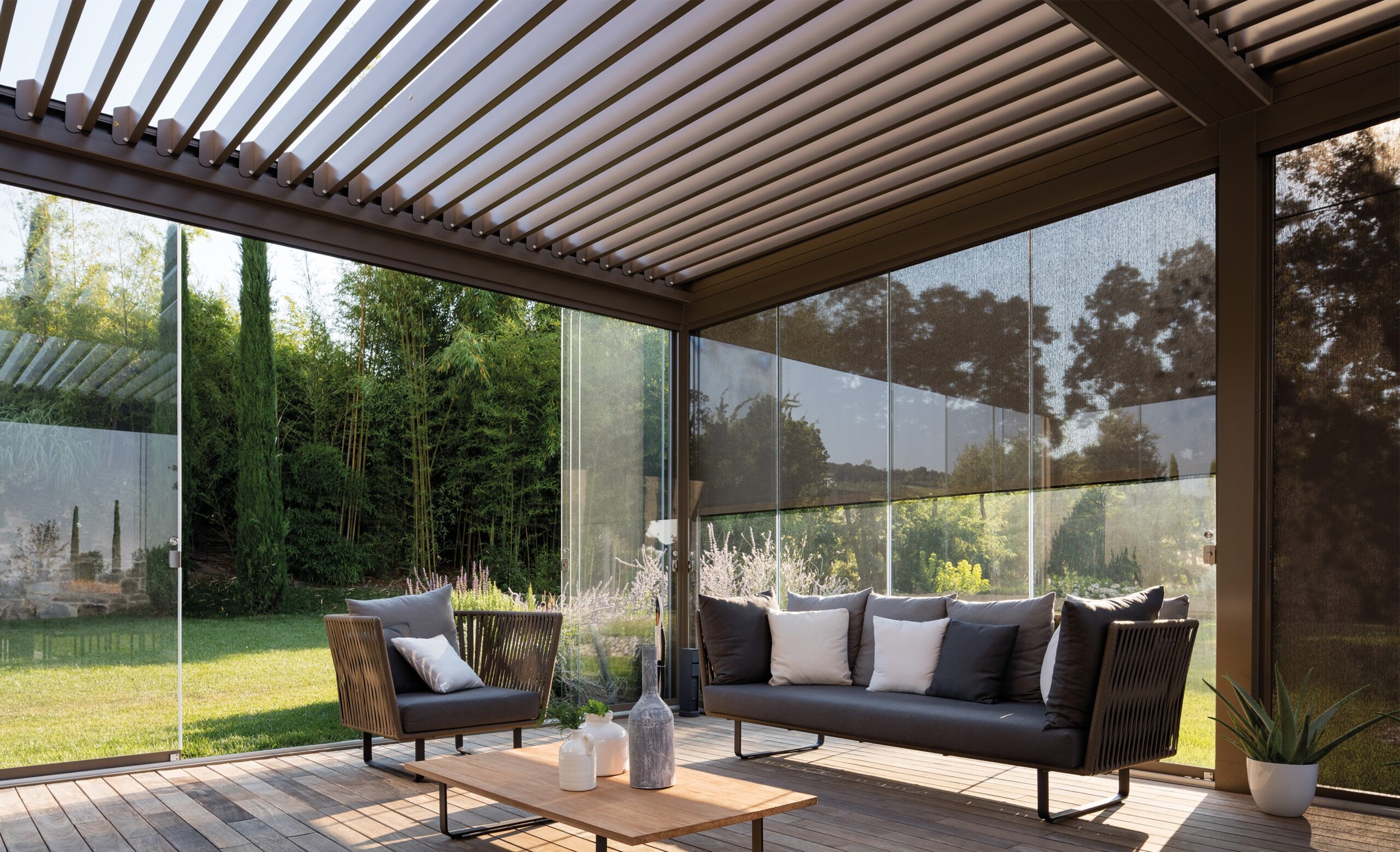 Residential Louvre Pergola System for Gardens - Shade-Space